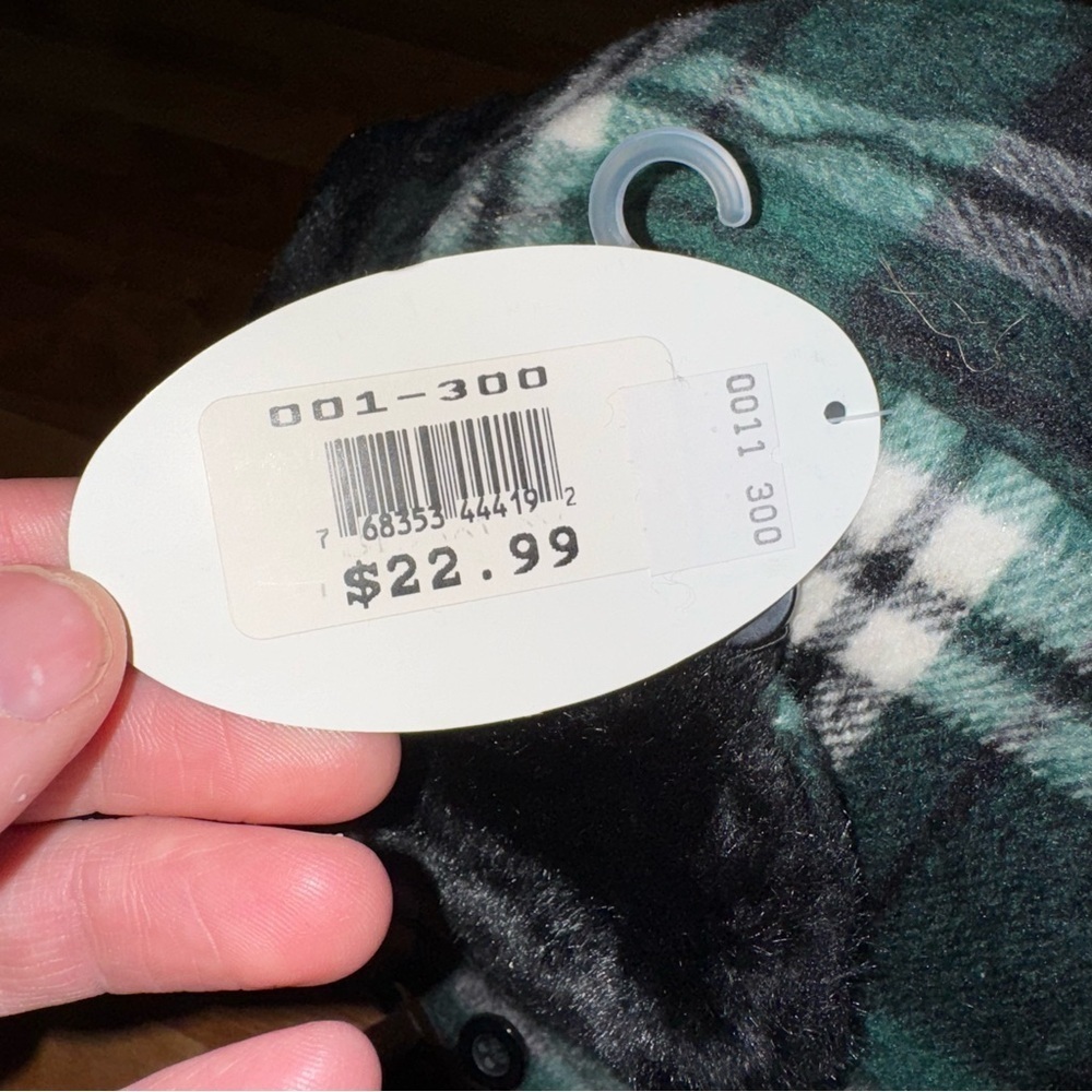 Oswego Green Plaid Trapper Style Hat Green,  White & Black Plaid Wool Ear Warmer - Picture 9 of 12
